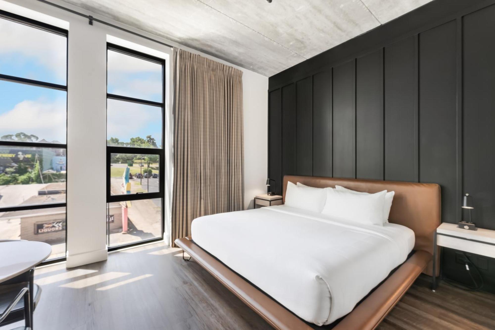 Hotel Waymore's & Casual Club Nashville